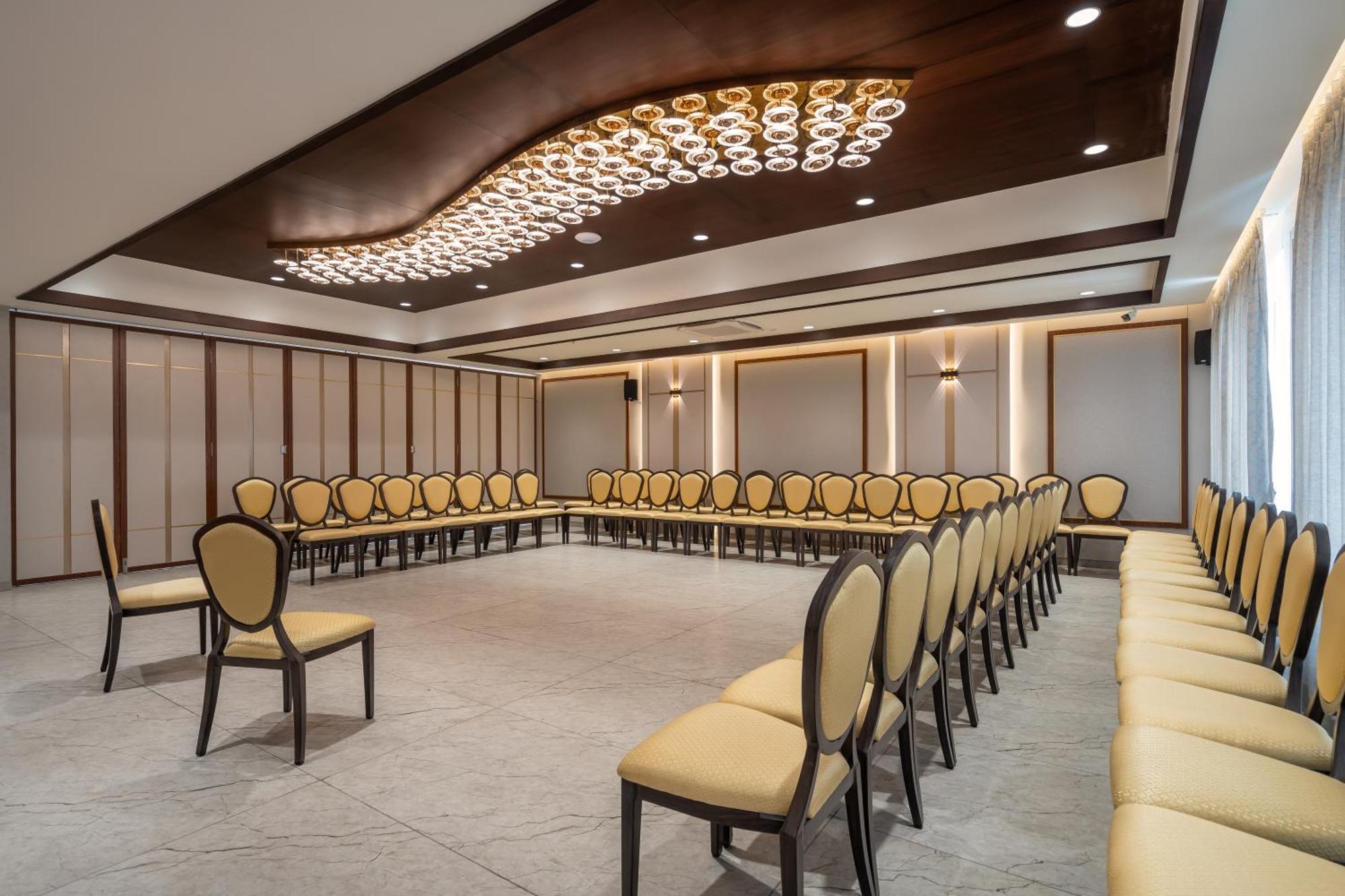 Copper Leaf Hotels, Тирунелвели Екстериор снимка