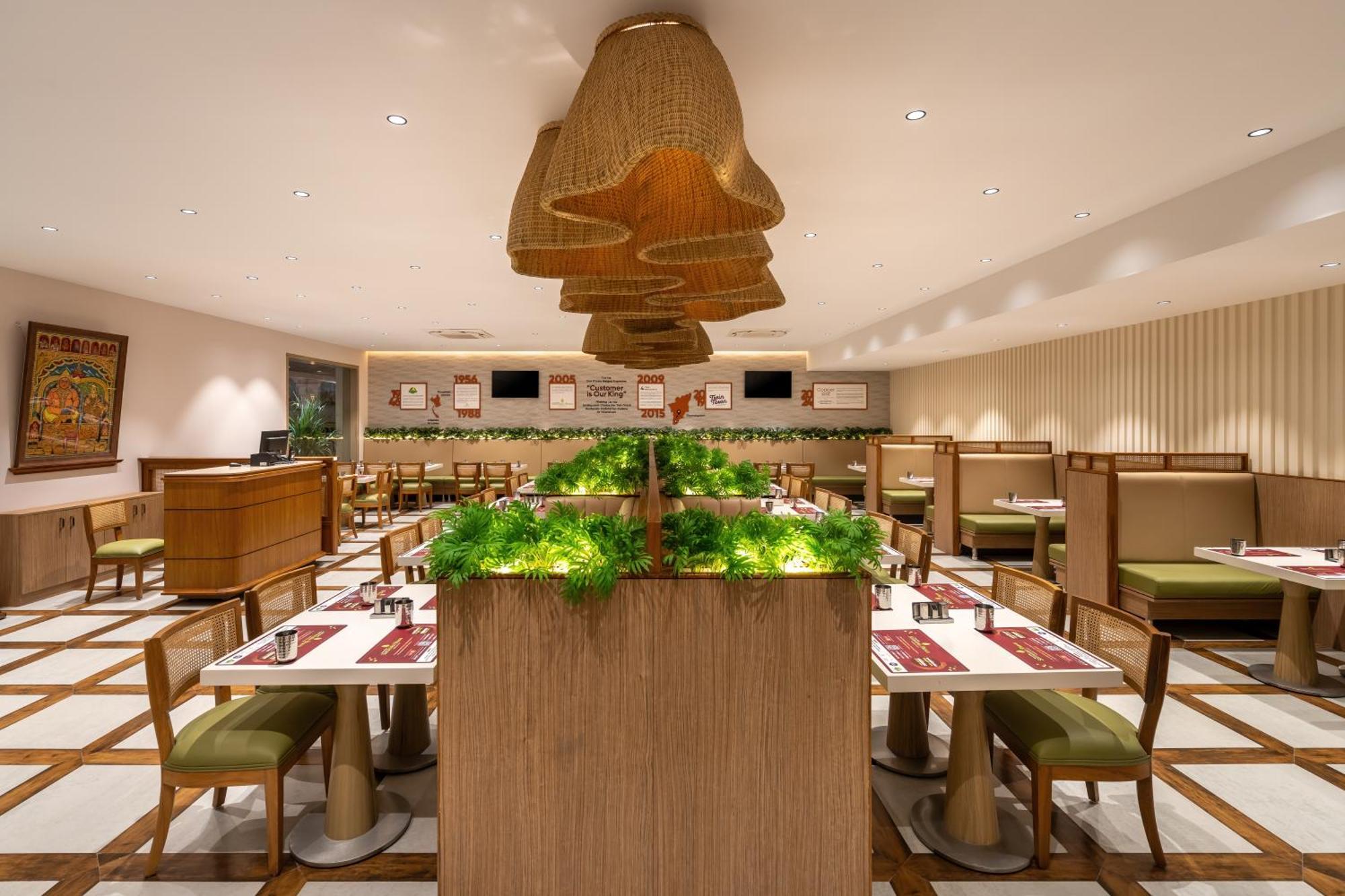 Copper Leaf Hotels, Тирунелвели Екстериор снимка