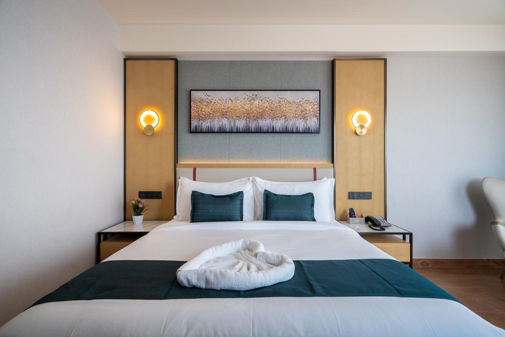 Copper Leaf Hotels, Тирунелвели Екстериор снимка