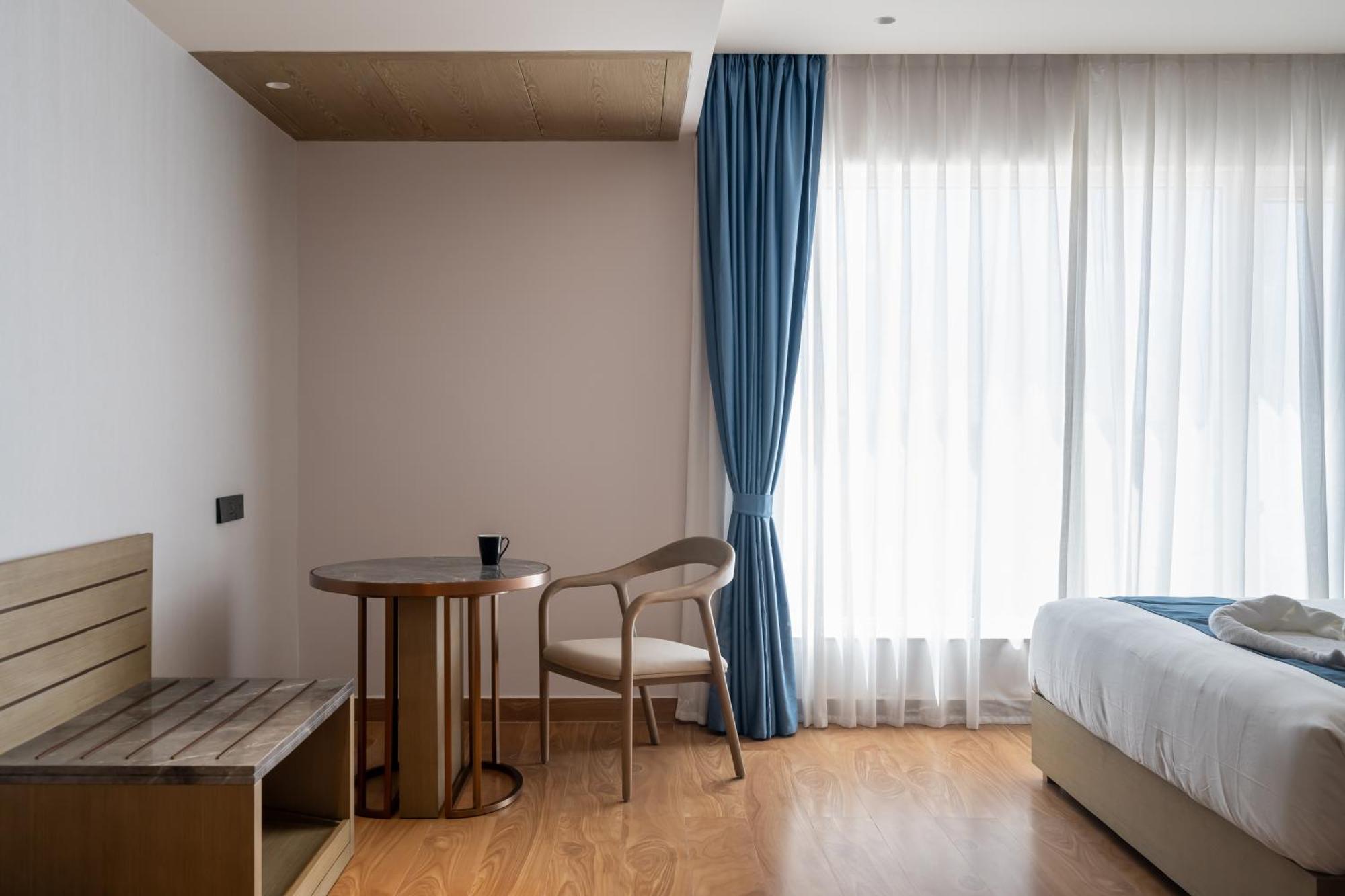 Copper Leaf Hotels, Тирунелвели Екстериор снимка